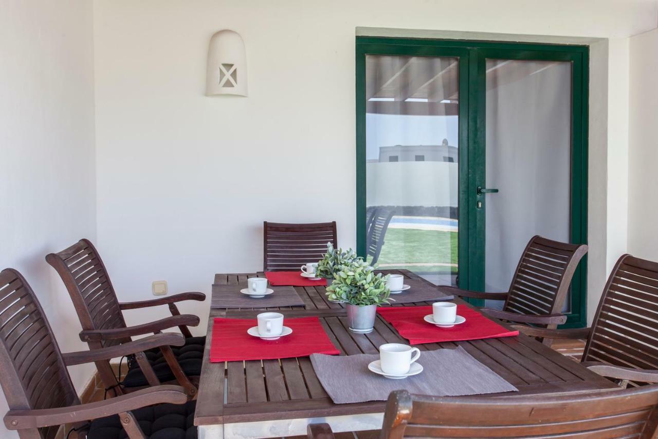 Villaantonia Private Huge Heated Pool&super Fast Wifi * Playa Blanca (Lanzarote)
