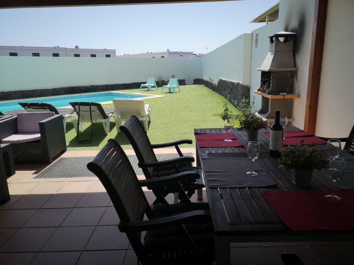 Villaantonia Private Huge Heated Pool And Super Fast Wifi