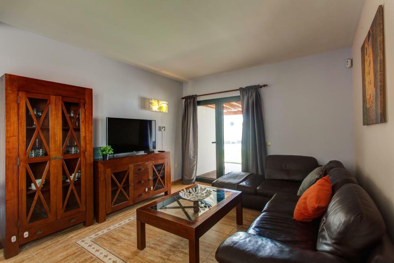 Villaantonia Private Huge Heated Pool And Super Fast Wifi Playa Blanca (Lanzarote)